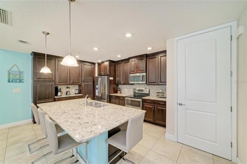 Condo in Bradenton, Florida, 2 bedrooms  № 2378372 - photo 17