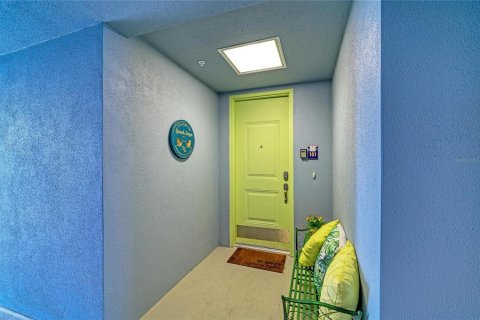 Condo in Bradenton, Florida, 2 bedrooms  № 2378372 - photo 5