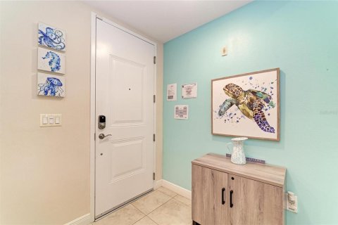 Condo in Bradenton, Florida, 2 bedrooms  № 2378372 - photo 6