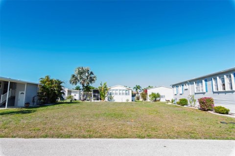 Terreno en Punta Gorda, Florida № 2143719