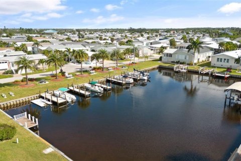 Terreno en venta en Punta Gorda, Florida № 2143719 - foto 14