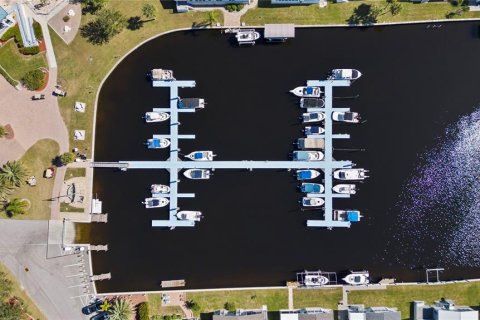 Terreno en venta en Punta Gorda, Florida № 2143719 - foto 4