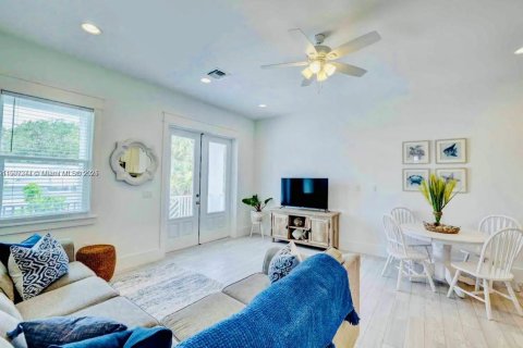 Снять в аренду квартиру в Стьюарт, Флорида 3 спальни, 326.92м2, № 1963879 - фото 15