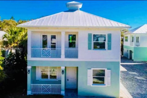 Снять в аренду квартиру в Стьюарт, Флорида 3 спальни, 326.92м2, № 1963879 - фото 1