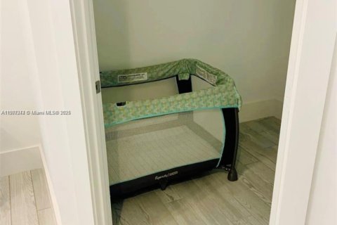 Снять в аренду квартиру в Стьюарт, Флорида 3 спальни, 326.92м2, № 1963879 - фото 30