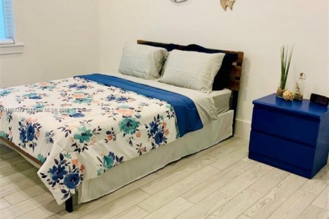 Снять в аренду квартиру в Стьюарт, Флорида 3 спальни, 326.92м2, № 1963879 - фото 25