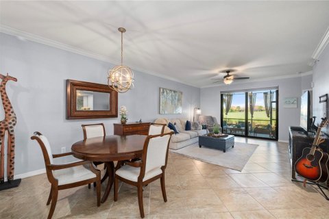 Condo in Bradenton, Florida, 2 bedrooms in LAKEWOOD NATIONAL № 2106165 - photo 16