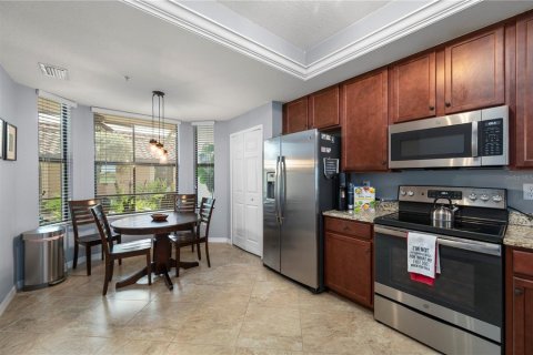Condo in Bradenton, Florida, 2 bedrooms in LAKEWOOD NATIONAL № 2106165 - photo 15