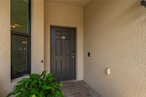 Condo in Bradenton, Florida, 2 bedrooms in LAKEWOOD NATIONAL № 2106165 - photo 9