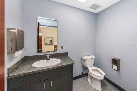 Immobilier commercial à vendre à Clearwater, Floride: 352.66 m2 № 2113364 - photo 4