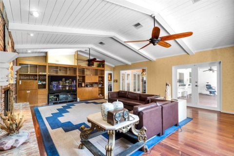 Купить виллу или дом в Майами-Лейкс, Флорида 3 спальни, 276.94м2, № 1977846 - фото 18