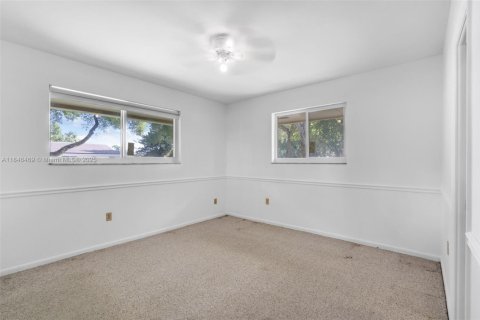 Купить виллу или дом в Майами-Лейкс, Флорида 3 спальни, 276.94м2, № 1977846 - фото 19