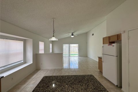 Villa ou maison à vendre à Davenport, Floride: 4 chambres, 177.26 m2 № 2150334 - photo 13