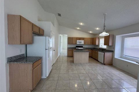 Villa ou maison à vendre à Davenport, Floride: 4 chambres, 177.26 m2 № 2150334 - photo 14