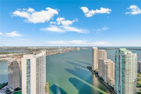 Copropriété à louer à Miami, Floride: 5 chambres, 359.53 m2 № 1874448 - photo 27