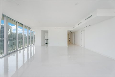 Copropriété à louer à Miami, Floride: 5 chambres, 359.53 m2 № 1874448 - photo 8