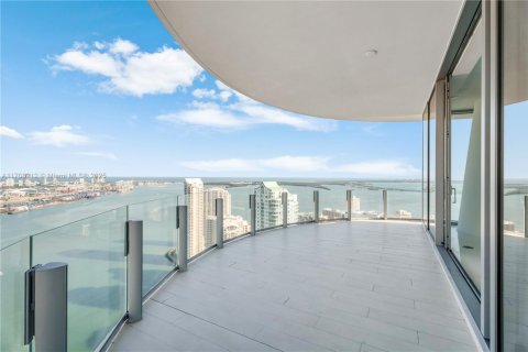 Copropriété à louer à Miami, Floride: 5 chambres, 359.53 m2 № 1874448 - photo 7