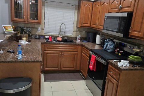 Casa en venta en Valrico, Florida, 3 dormitorios, 179.77 m2 № 2387316 - foto 9