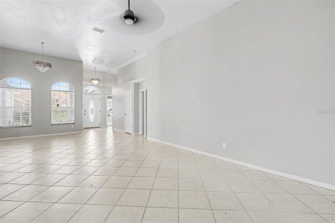 Villa ou maison à vendre à Wesley Chapel, Floride: 4 chambres, 195.56 m2 № 2298117 - photo 7