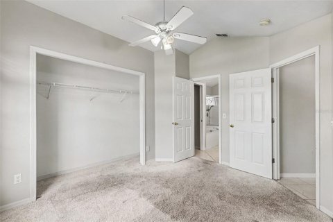 Villa ou maison à vendre à Wesley Chapel, Floride: 4 chambres, 195.56 m2 № 2298117 - photo 18