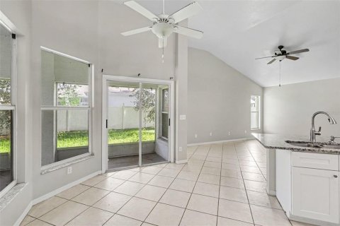 Villa ou maison à vendre à Wesley Chapel, Floride: 4 chambres, 195.56 m2 № 2298117 - photo 8