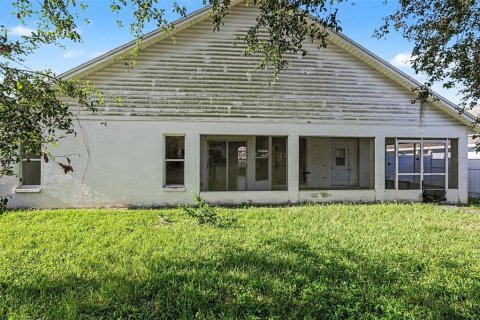 Villa ou maison à vendre à Wesley Chapel, Floride: 4 chambres, 195.56 m2 № 2298117 - photo 25