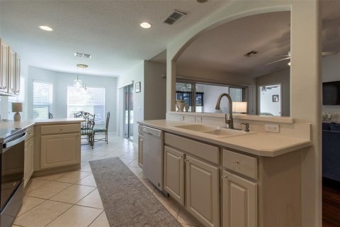 House in Ocala, Florida 3 bedrooms, 152.92 sq.m. № 1662446 - photo 10