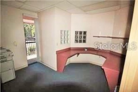 Commercial property in Orlando, Florida 120.77 sq.m. № 2110114 - photo 3