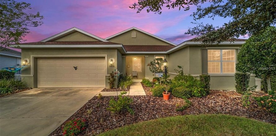 Casa en Ocala, Florida 2 dormitorios, 159.42 m2 № 1915645