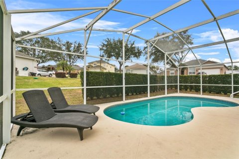 House in Haines City, Florida 4 bedrooms, 143.26 sq.m. № 1557295 - photo 27