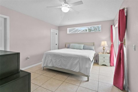 House in Haines City, Florida 4 bedrooms, 143.26 sq.m. № 1557295 - photo 14