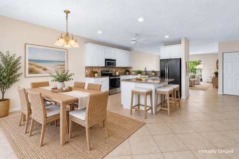 Condo in Port St. Lucie, Florida, 2 bedrooms № 2275895