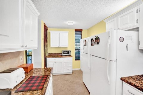 Copropriété à louer à Margate, Floride: 2 chambres, 101.26 m2 № 2350996 - photo 15