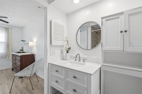 Купить кондоминиум в Сент-Питерсберг, Флорида 5 комнат, 80.36м2, № 2209661 - фото 24