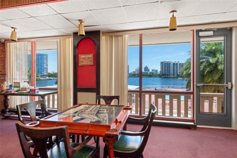 Condominio en venta en Aventura, Florida, 1 dormitorio, 71.35 m2 № 1937663 - foto 26