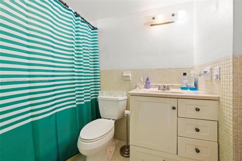 Condominio en venta en Aventura, Florida, 1 dormitorio, 71.35 m2 № 1937663 - foto 6