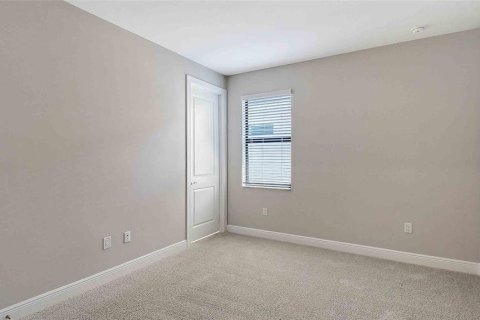House in Lakewood Ranch, Florida 3 bedrooms, 215.35 sq.m. № 1340720 - photo 27