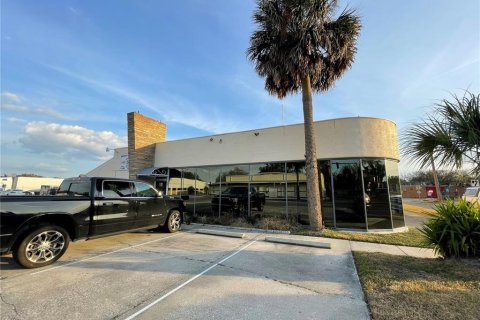 Immobilier commercial à Leesburg, Floride № 2166322