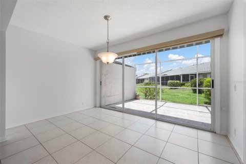 Casa en venta en Sarasota, Florida, 3 dormitorios, 180.6 m2 № 2101339 - foto 11