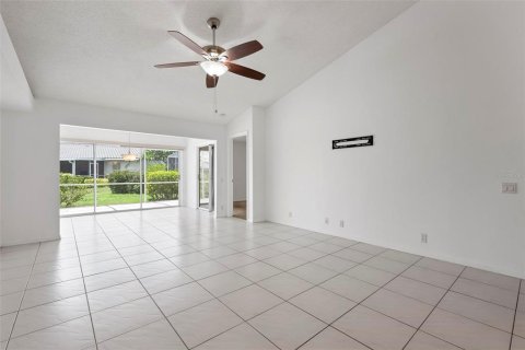 Casa en venta en Sarasota, Florida, 3 dormitorios, 180.6 m2 № 2101339 - foto 10