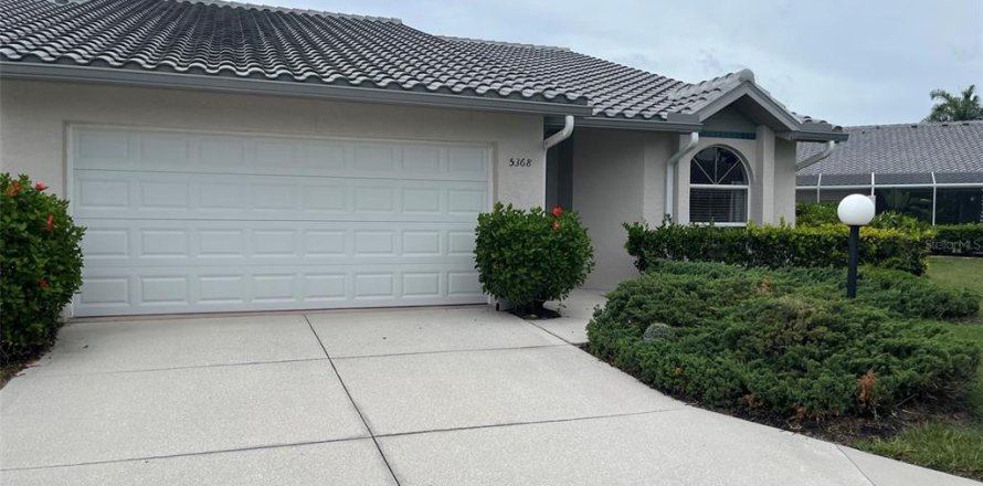Casa en Sarasota, Florida 3 dormitorios, 180.6 m2 № 2101339
