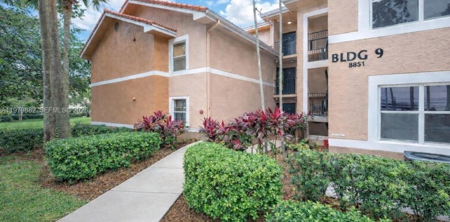Condo à Coral Springs, Floride, 2 chambres  № 2046249