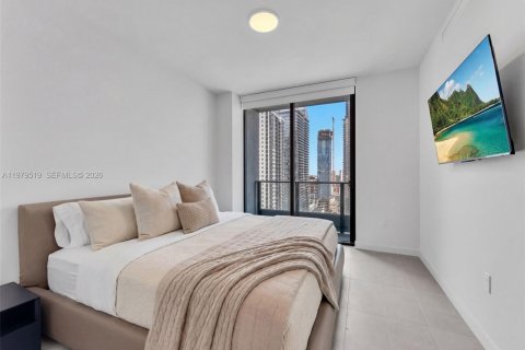 Condo in Miami, Florida, 2 bedrooms  № 2043861 - photo 11