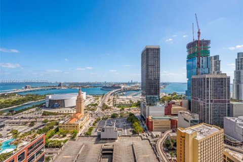 Condo in Miami, Florida, 2 bedrooms  № 2043861 - photo 28