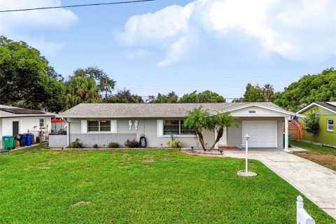 Casa en venta en Seminole, Florida, 2 dormitorios, 95.88 m2 № 2387460 - foto 2