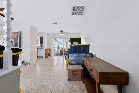 Casa en venta en Seminole, Florida, 2 dormitorios, 95.88 m2 № 2387460 - foto 5