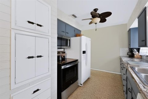 Casa en venta en Seminole, Florida, 2 dormitorios, 95.88 m2 № 2387460 - foto 12