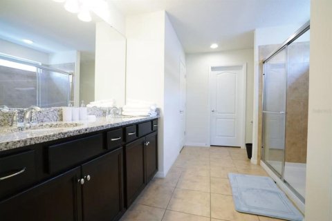 Villa ou maison à vendre à Kissimmee, Floride: 5 chambres, 231.51 m2 № 1808388 - photo 15