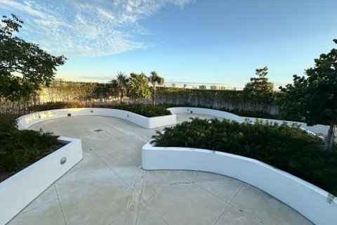 Купить коммерческую недвижимость в Авентура, Флорида № 1985131 - фото 17