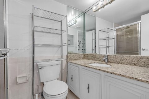 Copropriété à vendre à Hallandale Beach, Floride: 2 chambres, 135.17 m2 № 1925590 - photo 14